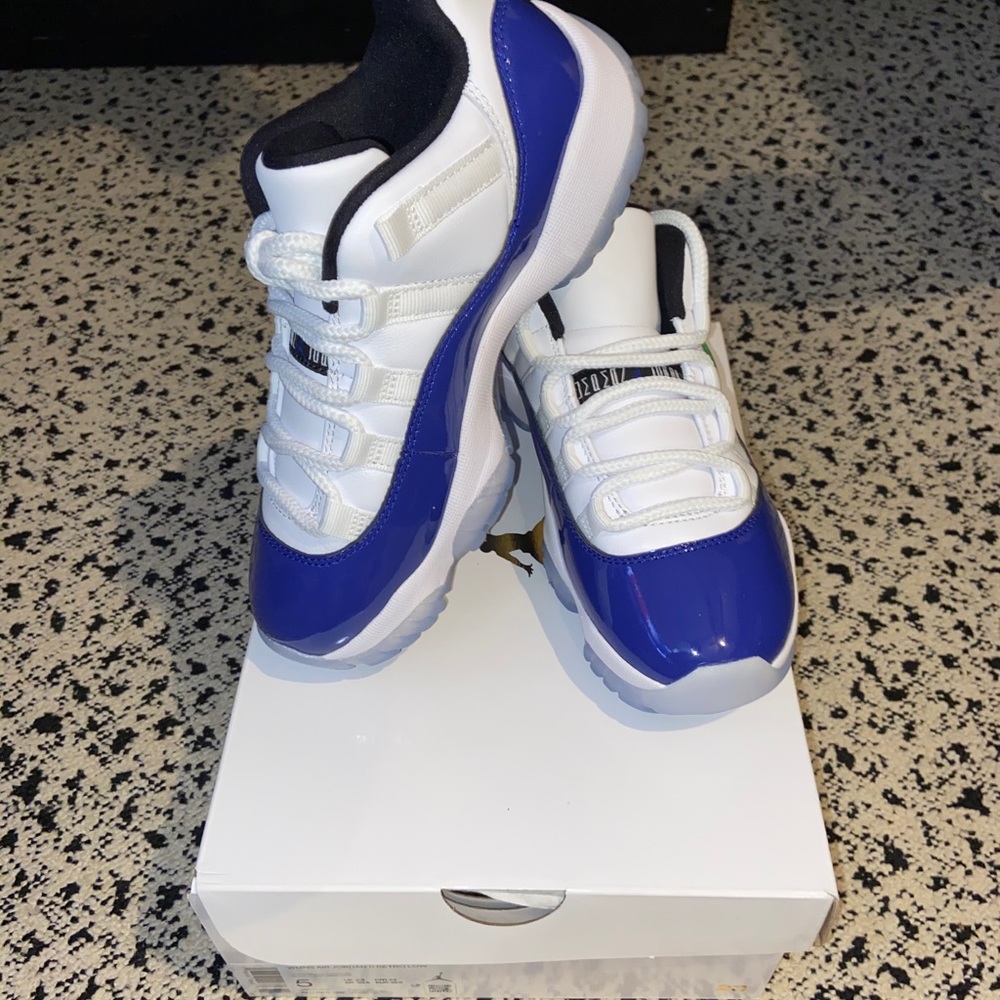Brand New Air Jordan Retro 11 Low - Picture 2 of 12